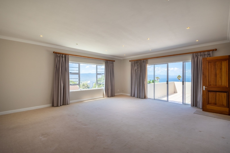 6 Bedroom Property for Sale in Cutty Sark Western Cape